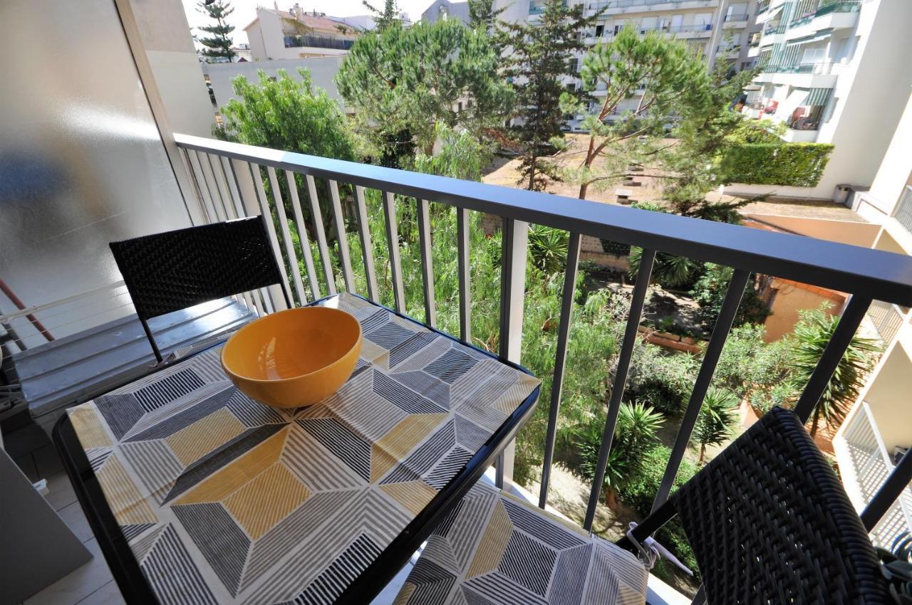 Appartement Des Fleurs Nizza Exterior foto