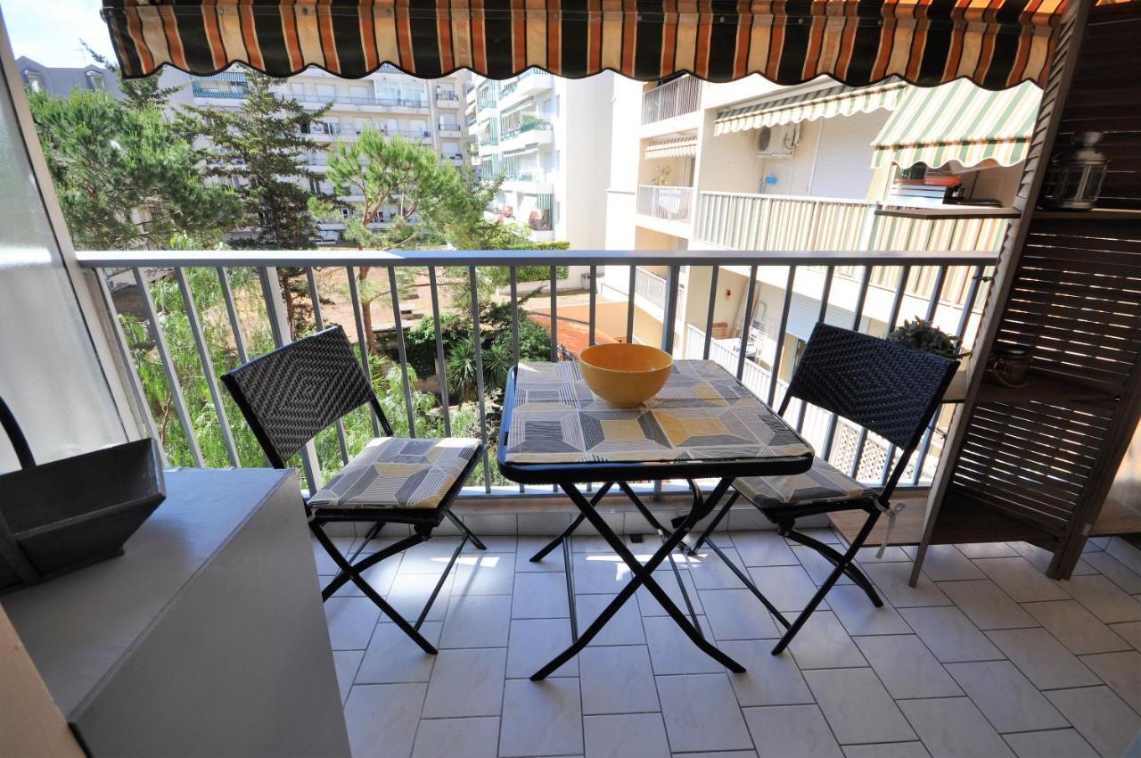 Appartement Des Fleurs Nizza Exterior foto
